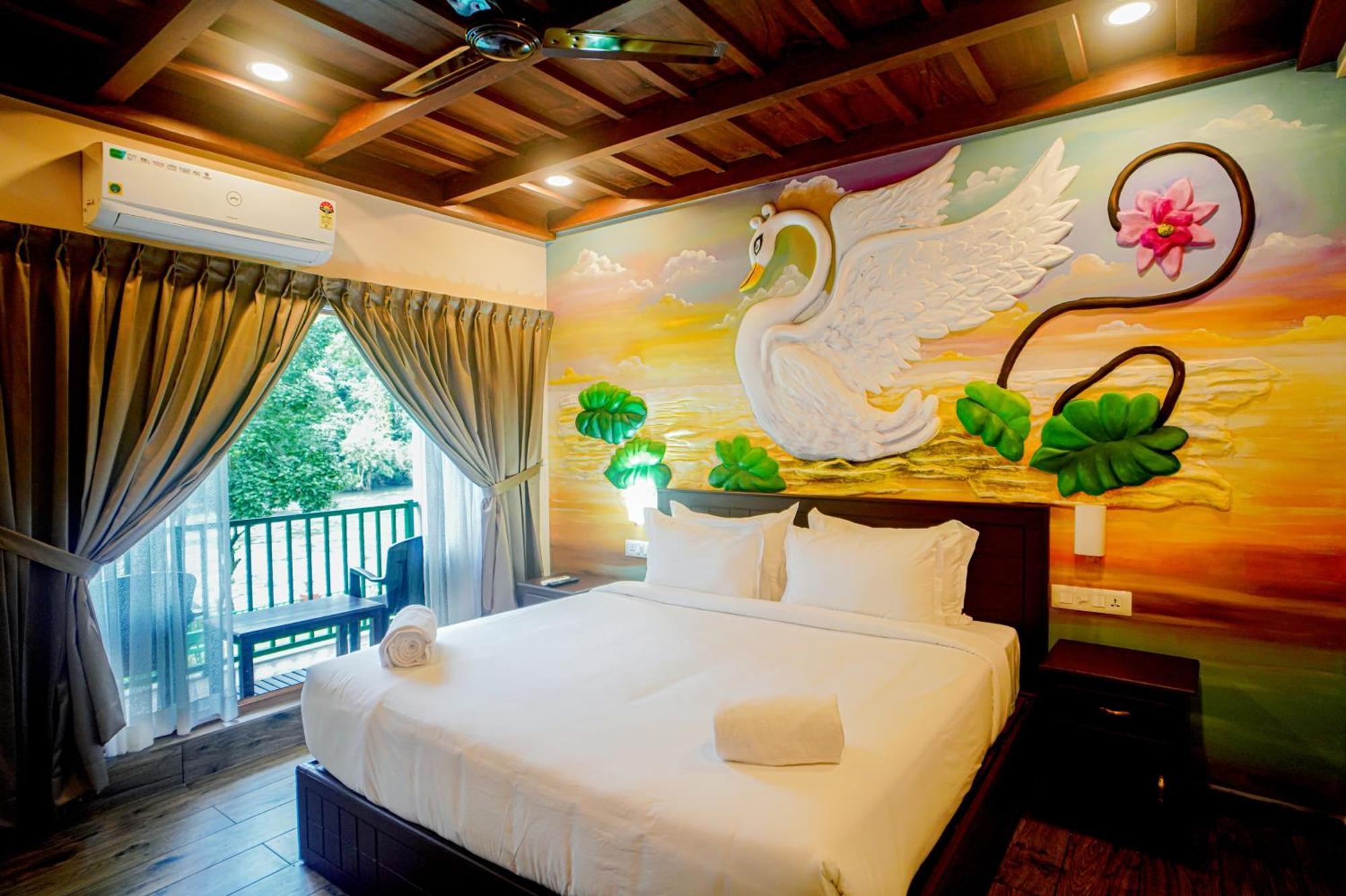 Falcon Riverview Resorts Kuttampuzha Exterior photo