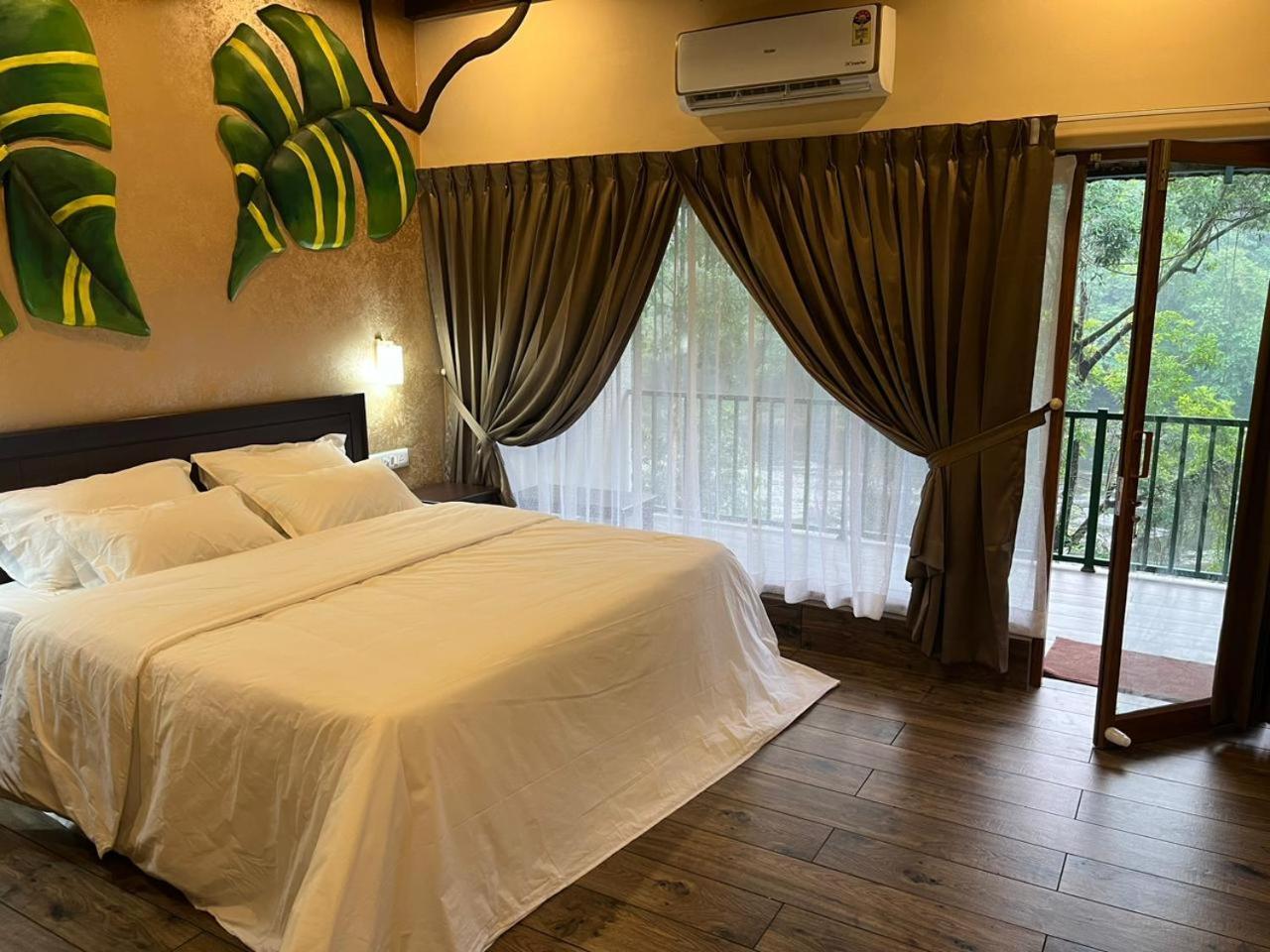 Falcon Riverview Resorts Kuttampuzha Exterior photo