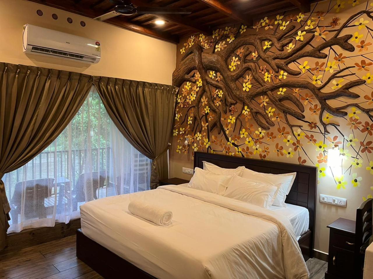 Falcon Riverview Resorts Kuttampuzha Exterior photo